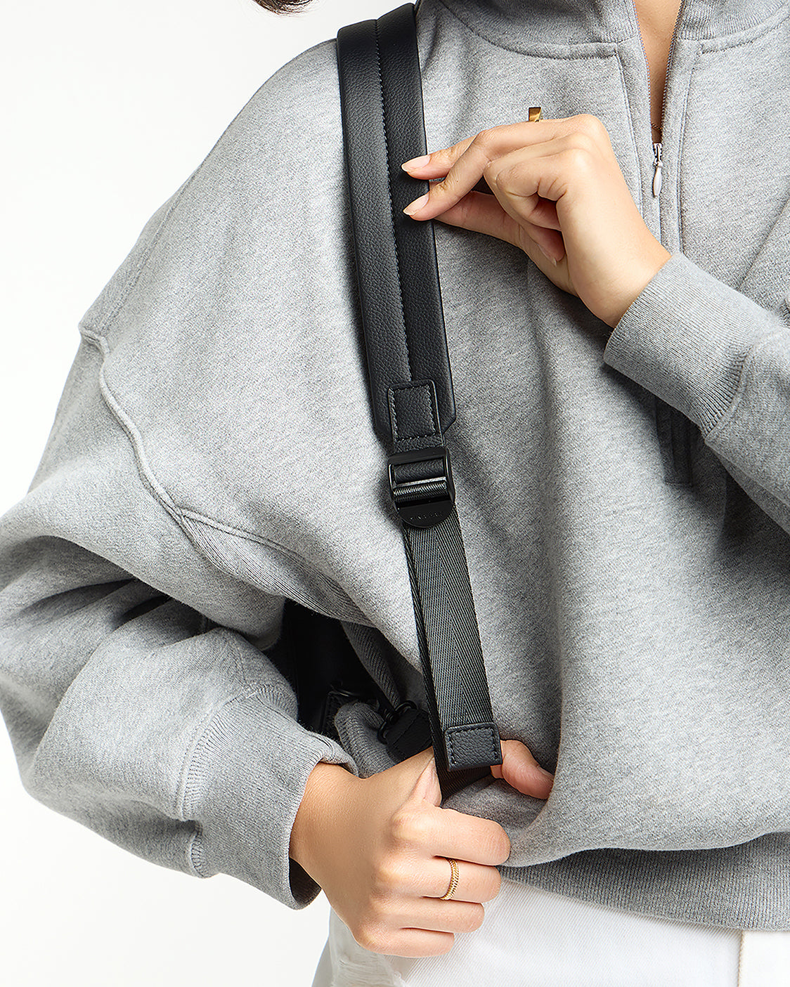 Nostra Vegan Padded Backpack Straps with Cushioned Design - Image 12